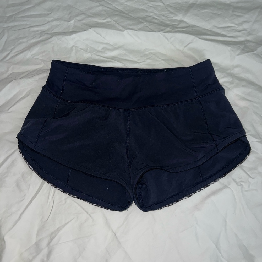 Lululemon Athletica Speed Up Shorts with cute trim.